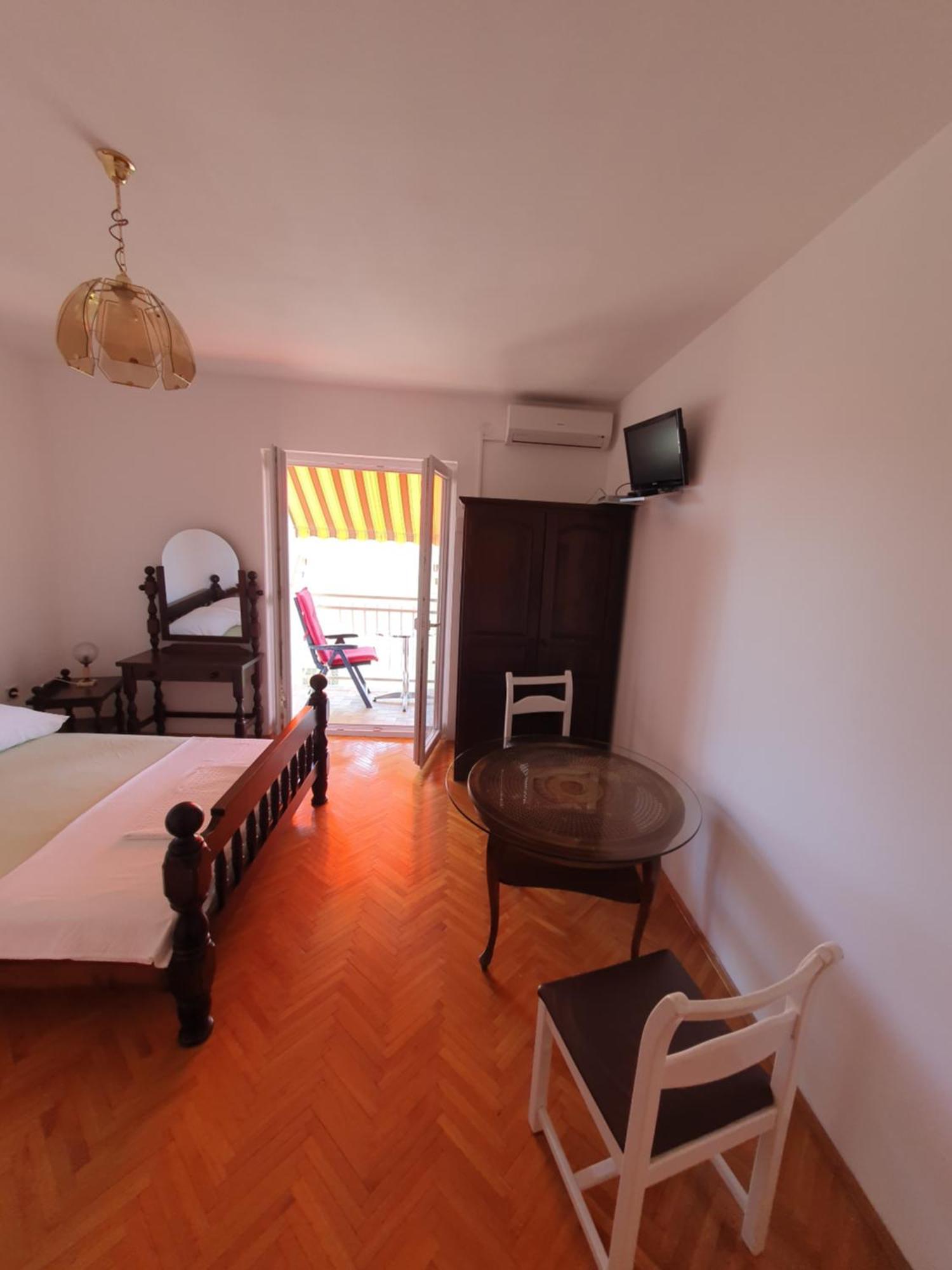Apartmani Miljak Omis Omiš Exterior foto