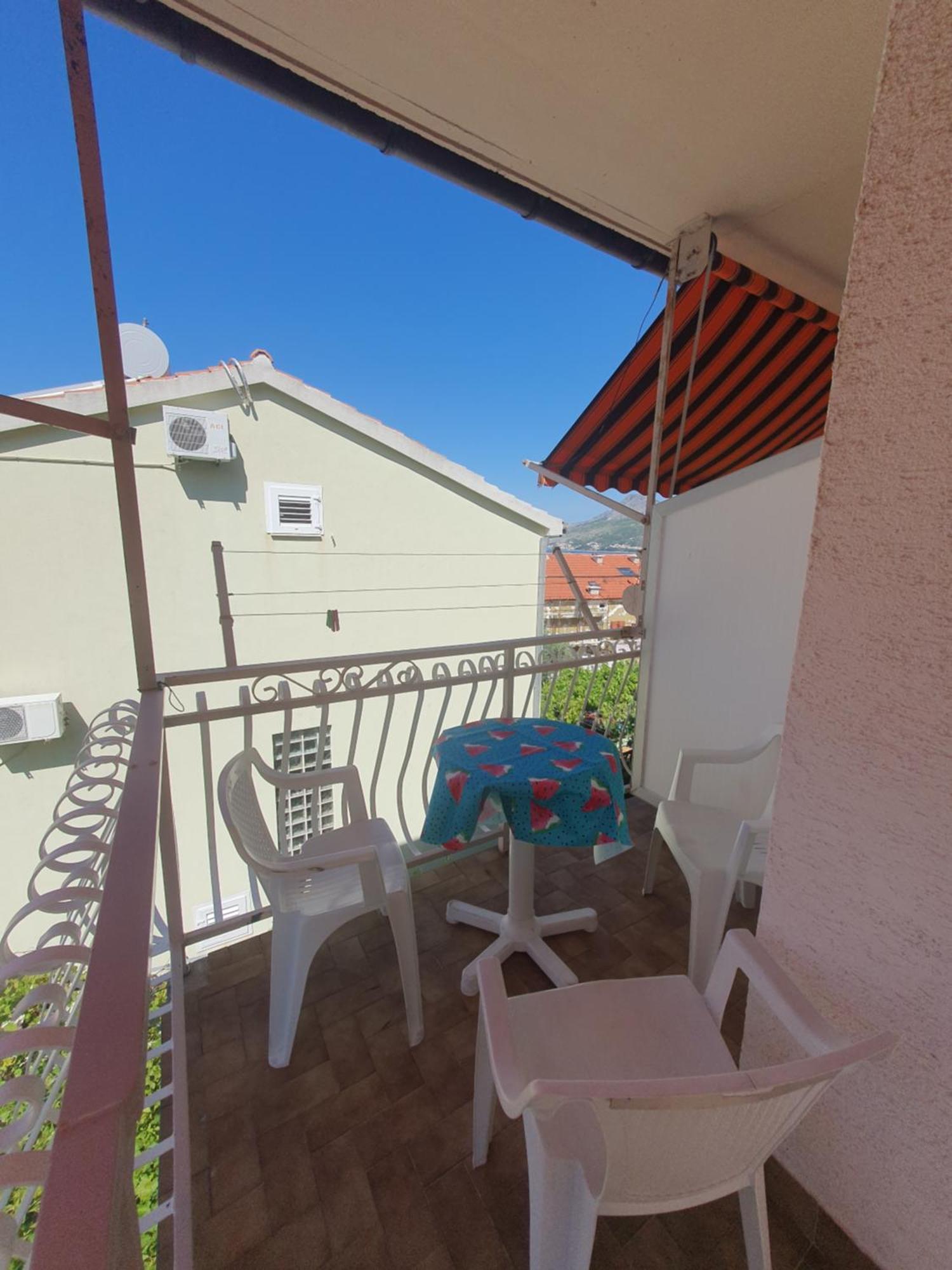 Apartmani Miljak Omis Omiš Quarto foto